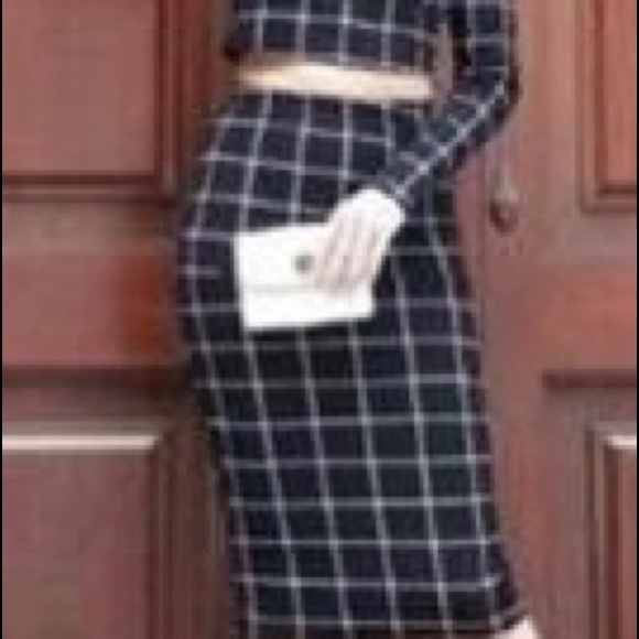 SHEIN CROP TOP & PENCIL SHIRT - Picture 5 of 8